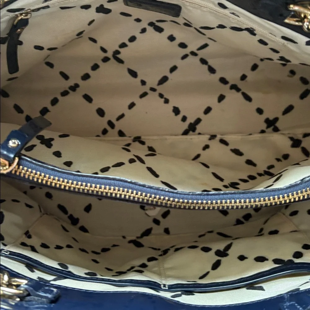 Kate Spade Black and White Striped Tote/ with wallet